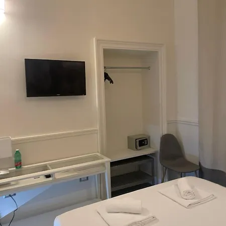 Arts & Гостевой дом 4*